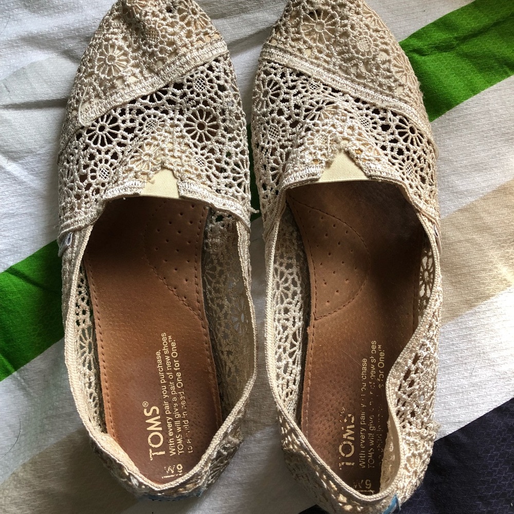 lace toms!